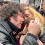argentina:-conheca-a-relacao-particular-de-javier-milei-com-os-cachorros