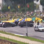 pf-prende-cinco-oficiais-da-policia-militar-do-df-por-omissao-nos-ataques-em-brasilia