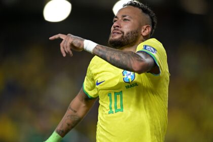 brasil-goleia-a-bolivia-e-neymar-bate-recorde-de-pele-em-estreia-nas-eliminatorias